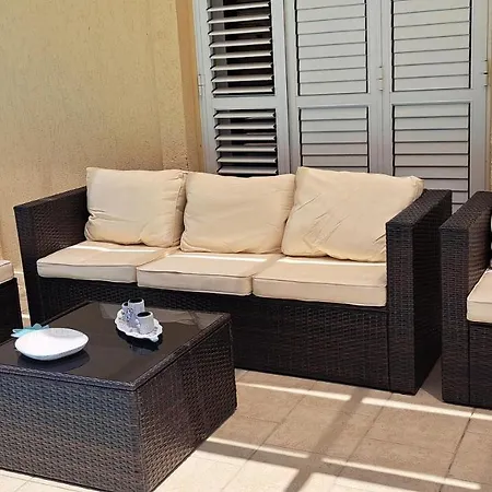 Marina By Fig Tree Bay *