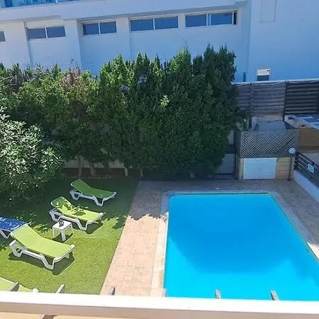 Marina By Fig Tree Bay *