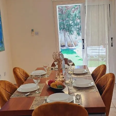 Marina By Fig Tree Bay 빌라